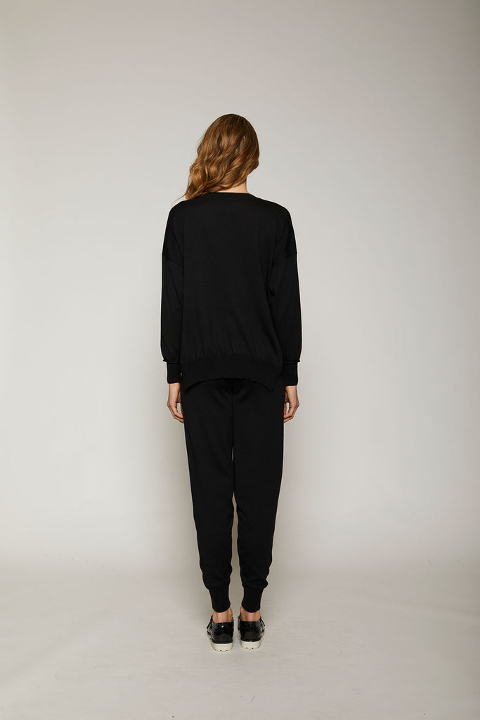 Maglia in pura lana con bottoni gioiello