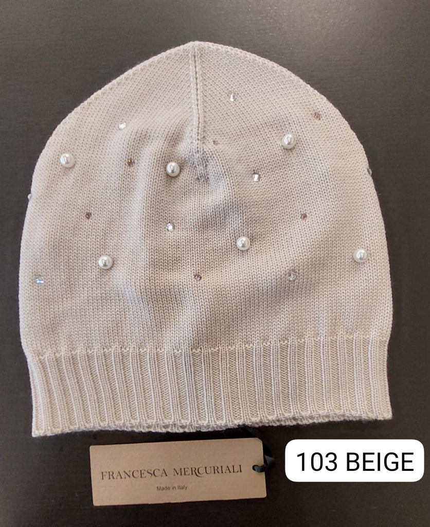 Berretta in pura lana con strass e perle