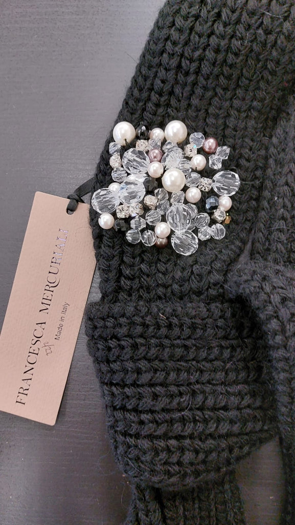 Cravattino con perle