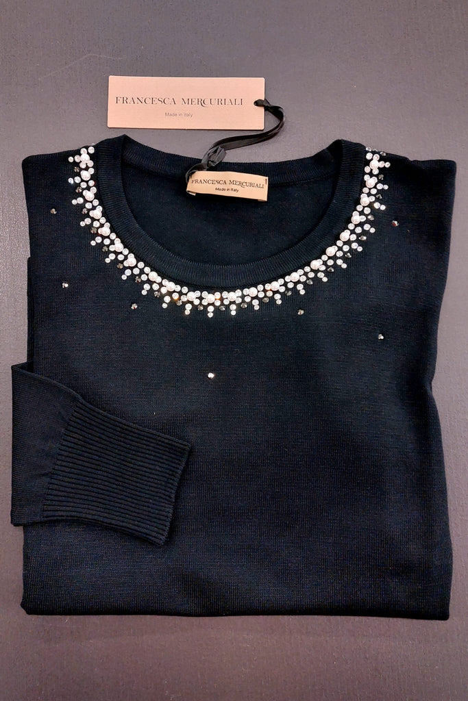 Maglia in filato di viscosa con perle e strass