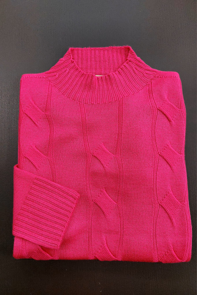 Maglia in pura lana collo a lupetto